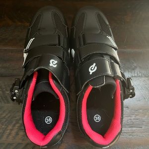 Peloton cleats